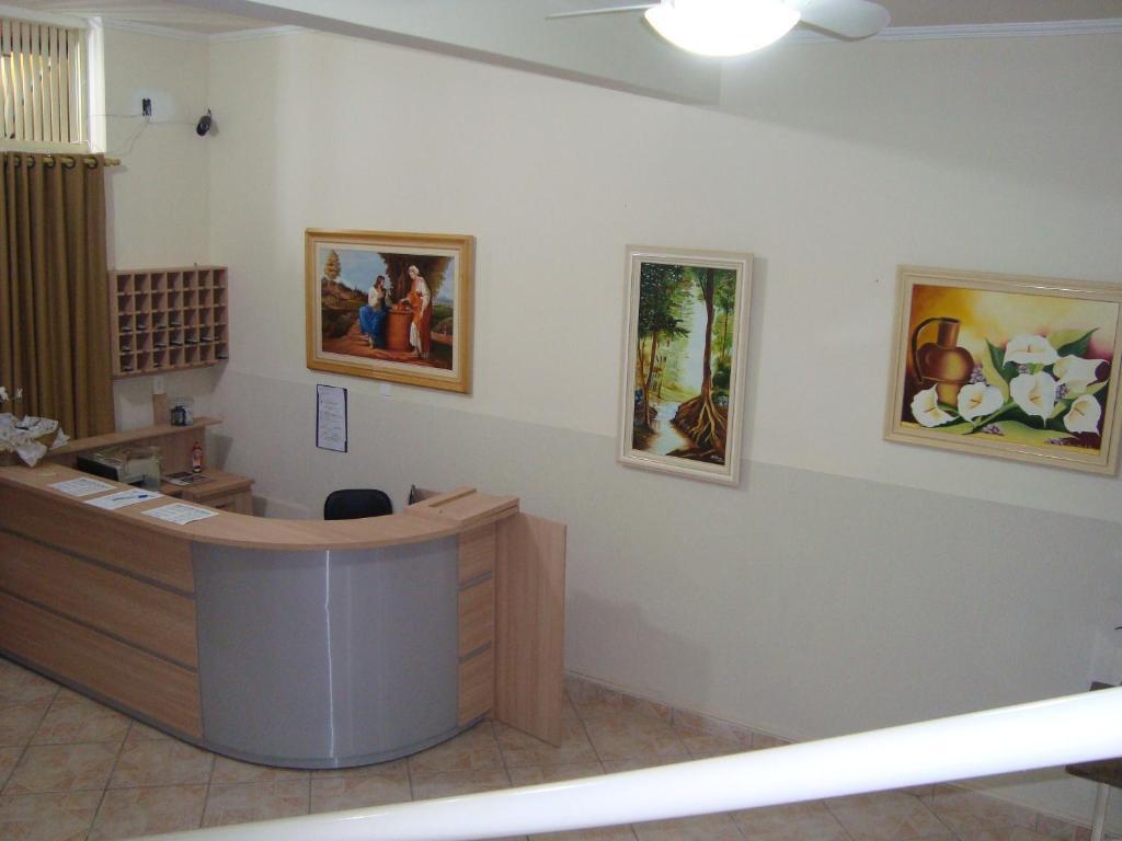 Hotel Perez Pouso Alegre Exteriör bild